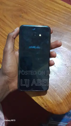 Samsung Galaxy J4 Plus 32 GB Black