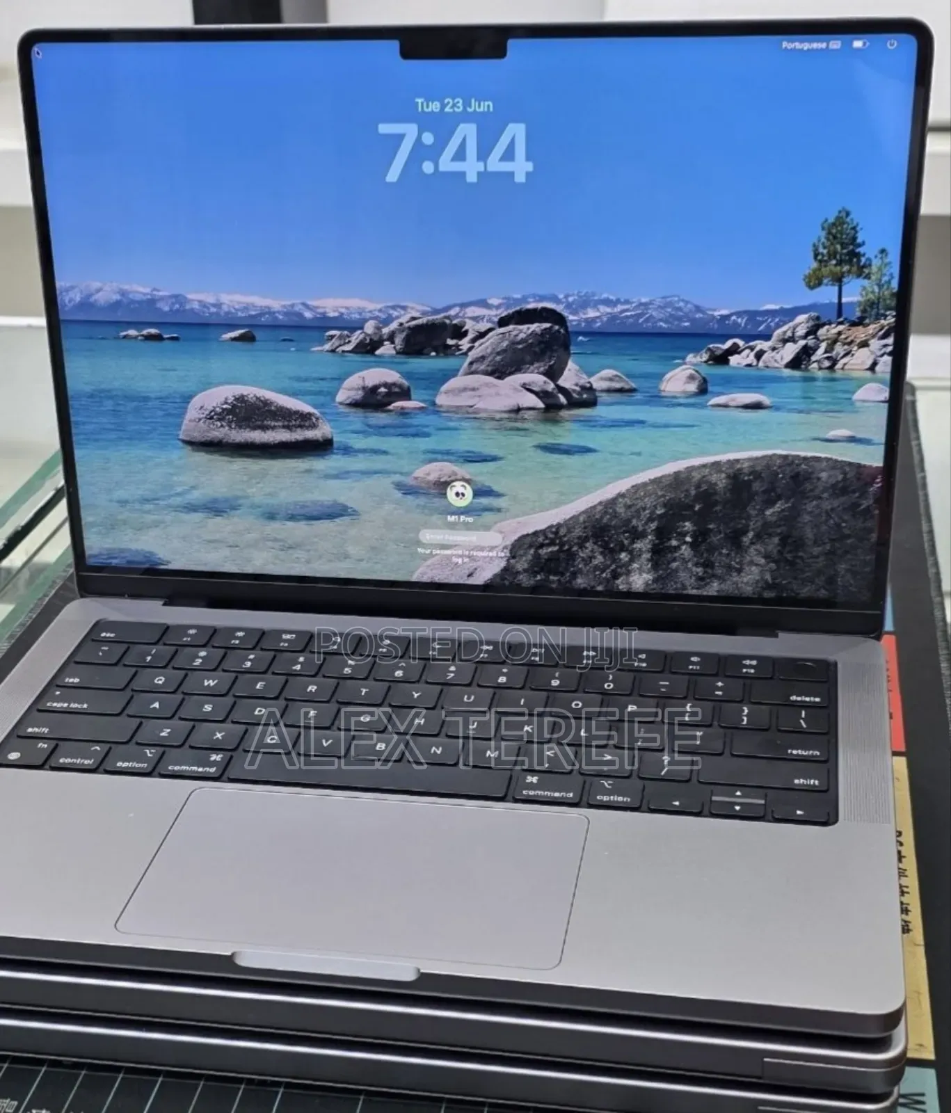 New Laptop Apple MacBook Pro 2021 M1 16GB Apple M1 Pro SSD 512GB