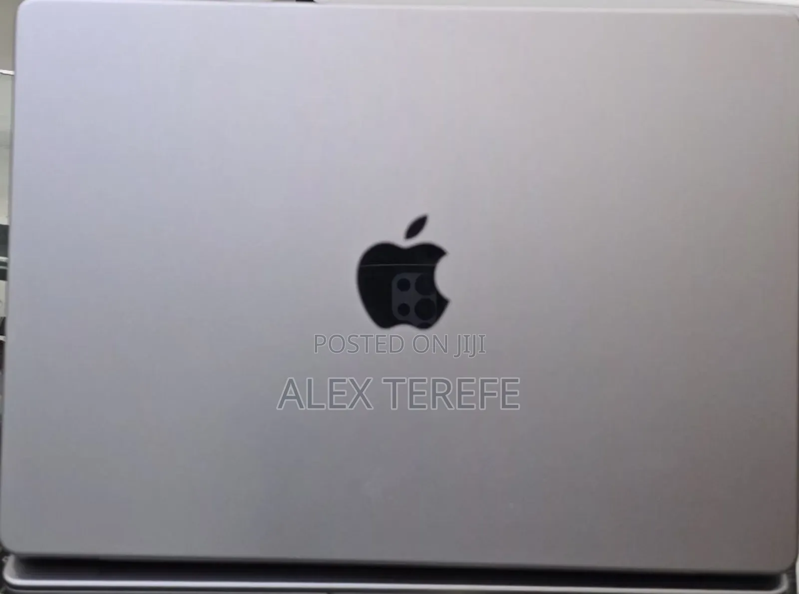 New Laptop Apple MacBook Pro 2021 M1 16GB Apple M1 Pro SSD 512GB