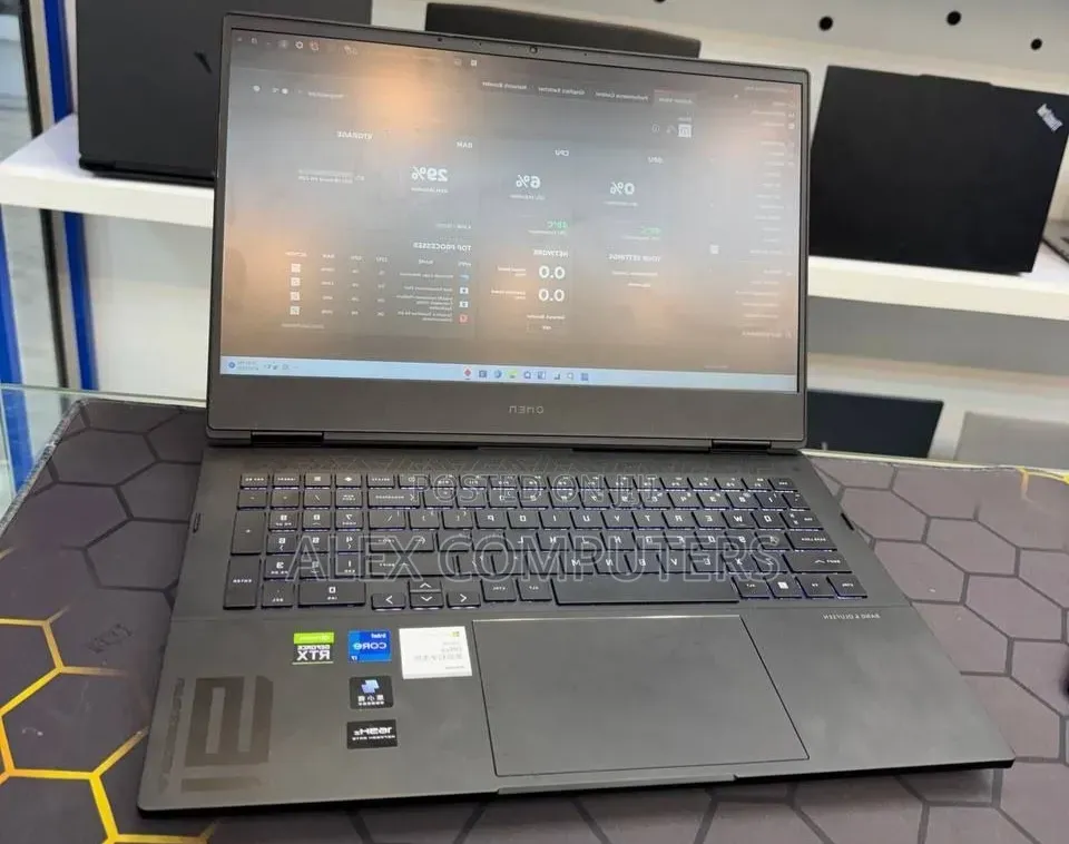 New Laptop HP Omen 15 16GB Intel Core i7 SSD 512GB