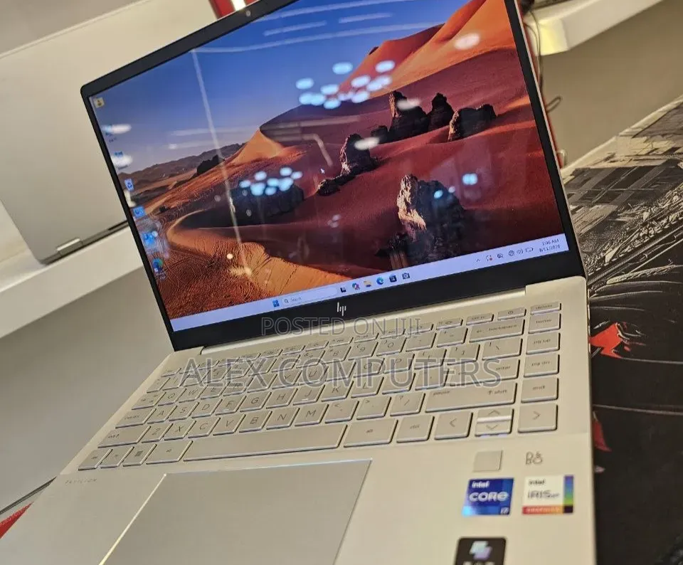 New Laptop HP Pavilion 15 16GB Intel Core i7 SSD 1T