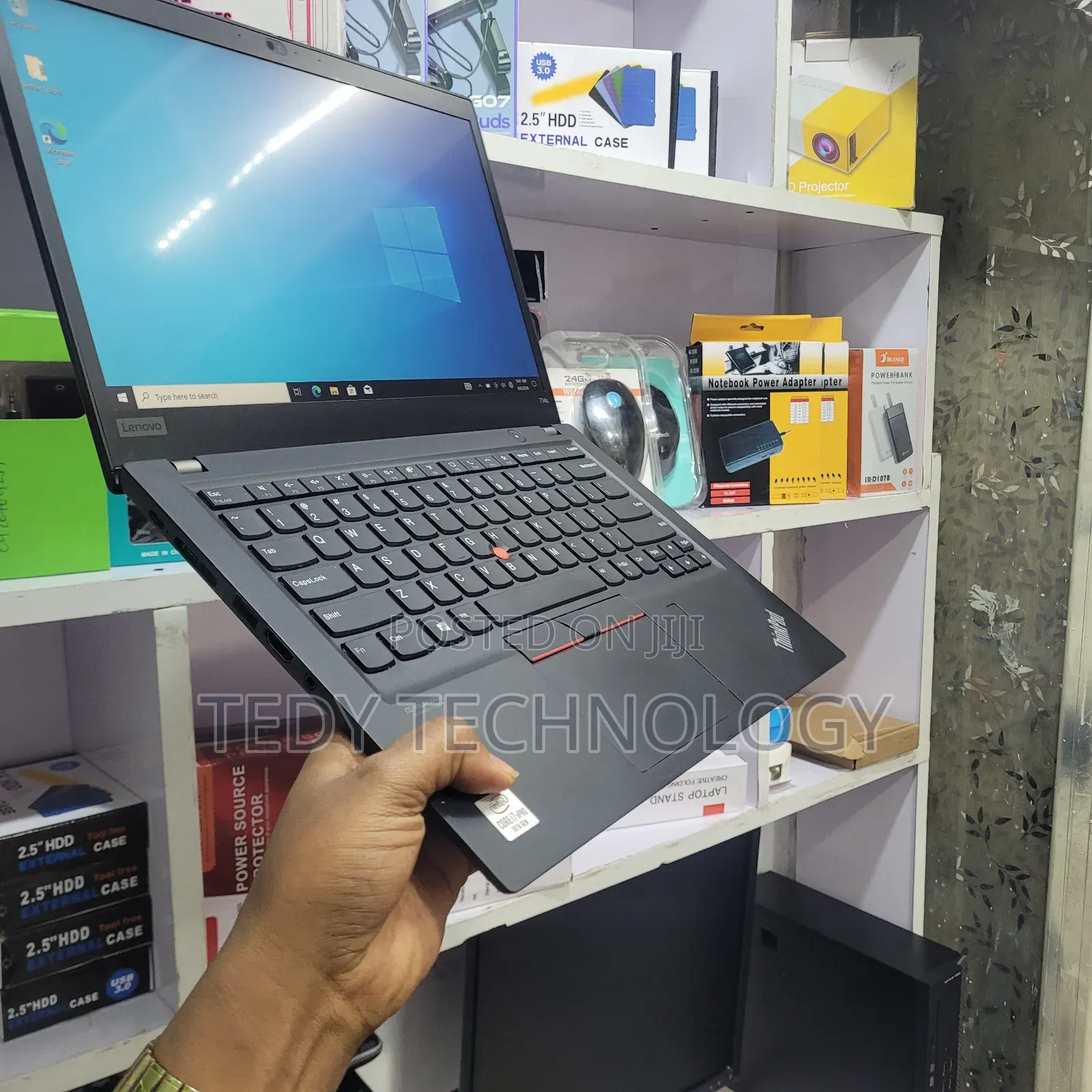 New Laptop Lenovo ThinkPad T14s Gen 1 16GB Intel Core i7 SSD 512GB
