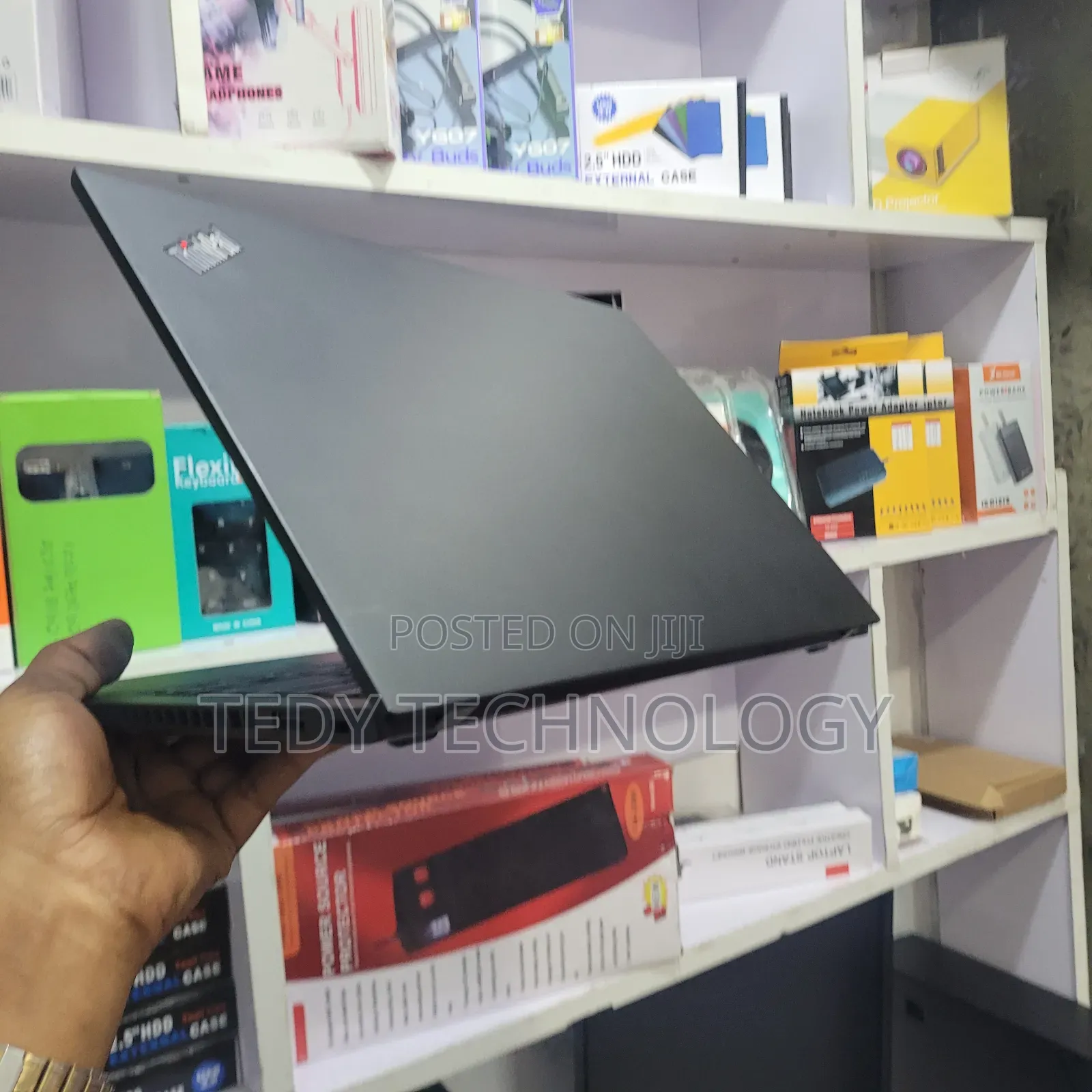 New Laptop Lenovo ThinkPad T14s Gen 1 16GB Intel Core i7 SSD 512GB