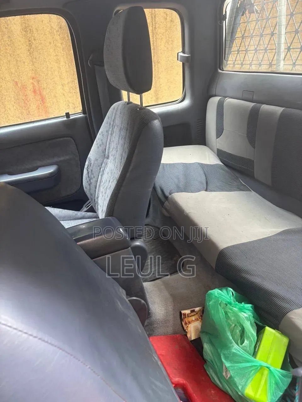 Toyota Hilux 2003 White