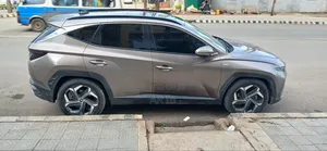 Hyundai Tucson 2022 Pearl