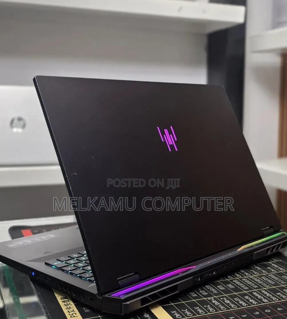 New Laptop Acer Predator Helios Neo 16 32GB Intel Core i9 SSD 1T