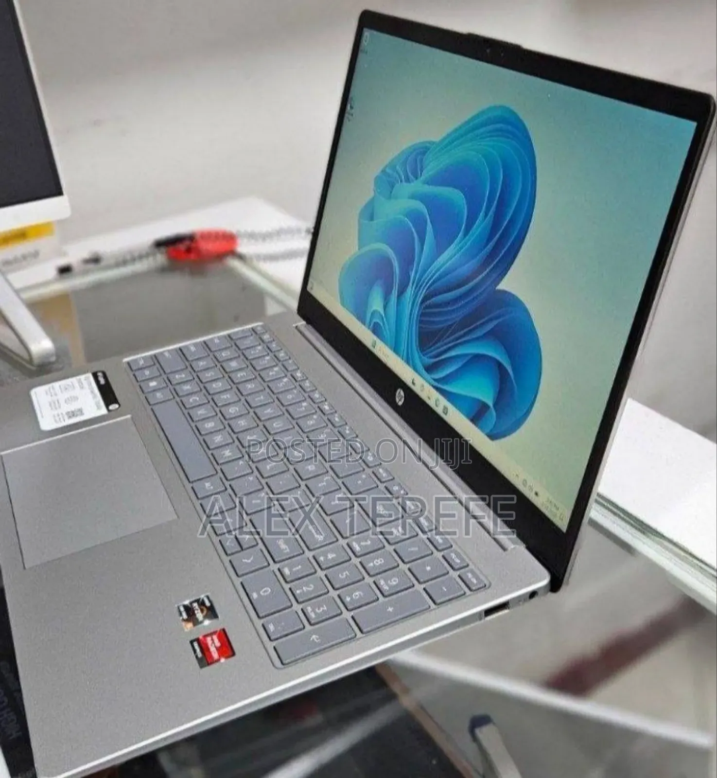 New Laptop HP Stream Notebook 16GB AMD Ryzen 5 SSD 256GB