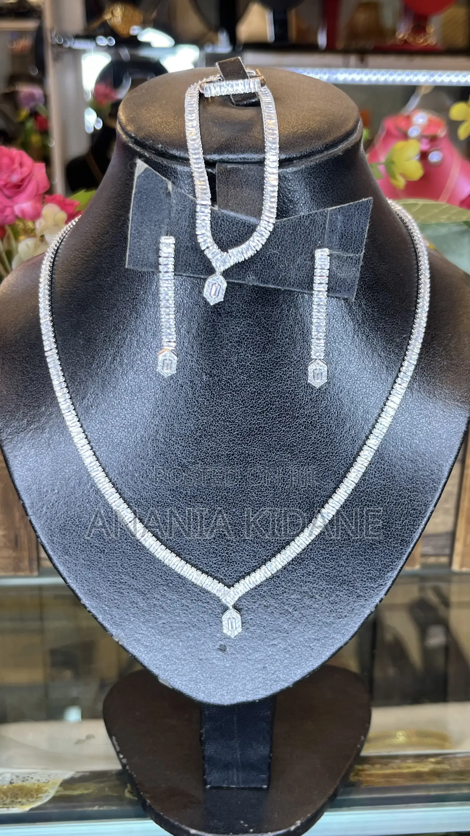 Elegant Jewelry Set