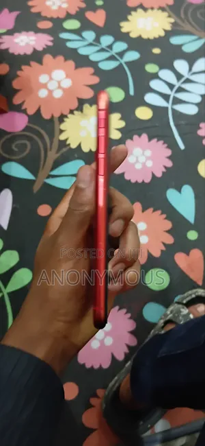 Apple iPhone 11 128 GB Red
