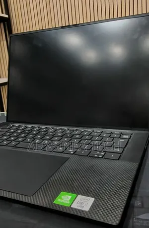 New Laptop Dell Precision 5550 16GB Intel Core i7 SSD 512GB