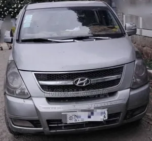 Hyundai H200 2013 Silver