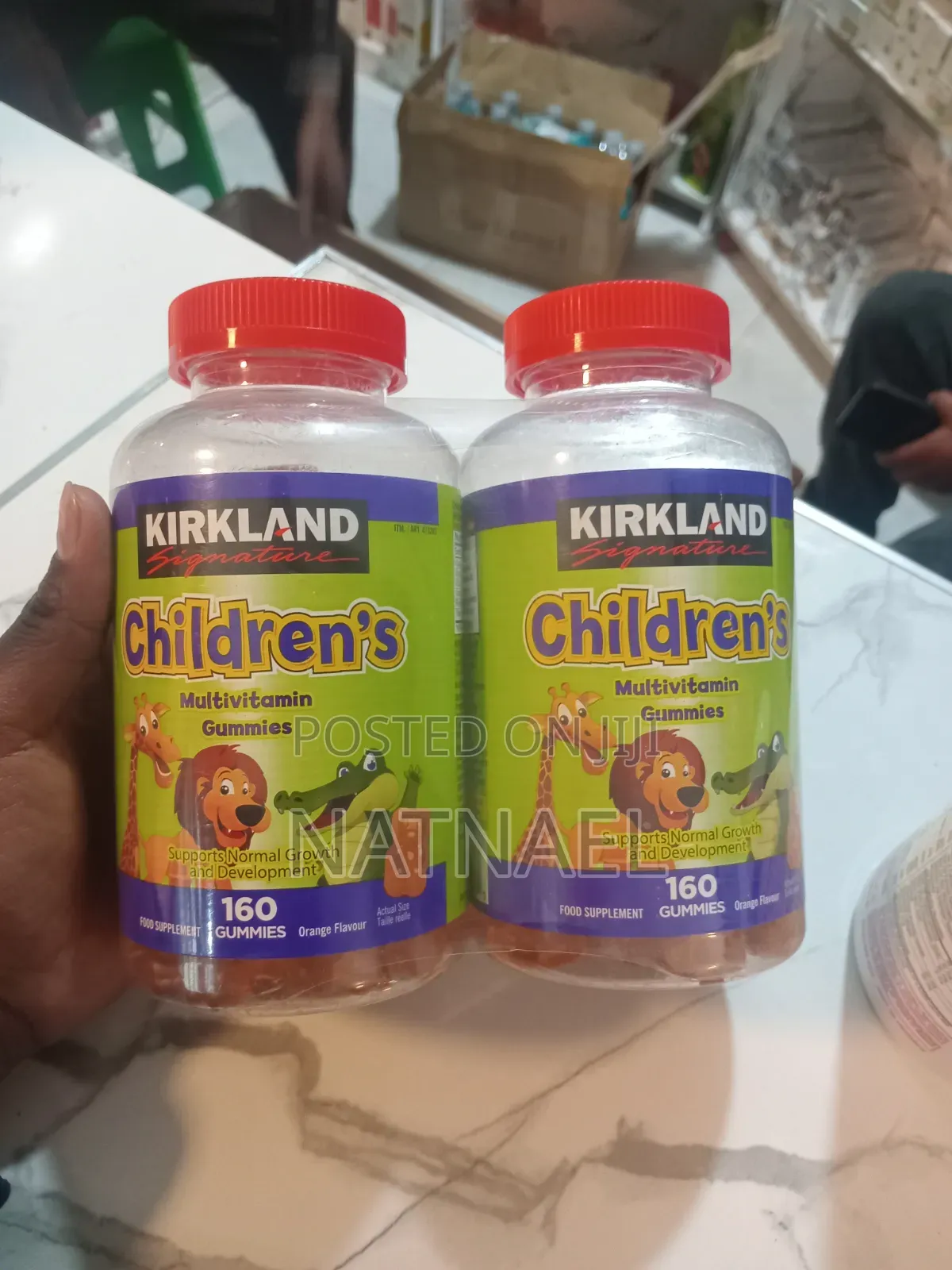 Kirkland Signature Children's Multivitamin Gummies (160 Gummies)
