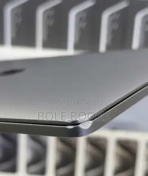 New Laptop Apple MacBook Pro 2020 M1 16GB Intel Core i5 SSD 256GB