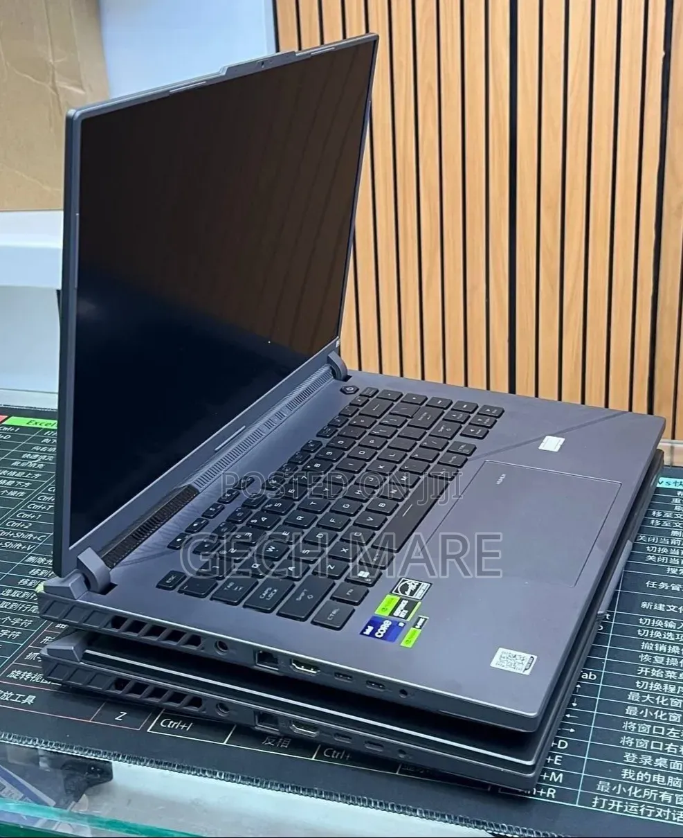 New Laptop Asus ROG Strix G15 16GB Intel Core i9 SSD 1T