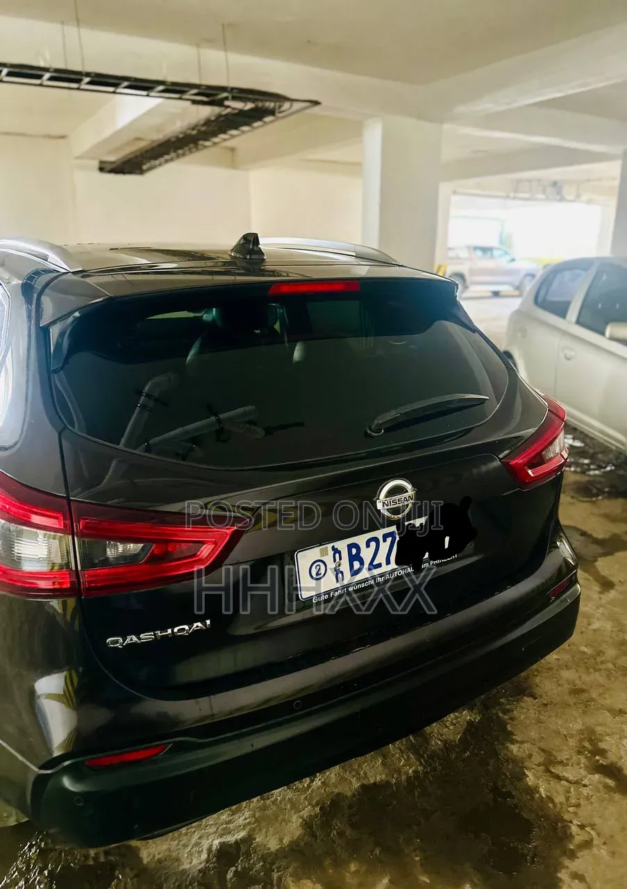 Nissan Qashqai 2018 Burgundy