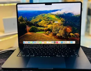 New Laptop Apple MacBook Air 2024 M3 8GB Apple M3 SSD 256GB