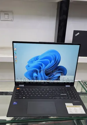 New Laptop Asus Vivobook 15 16GB Intel Core i9 SSD 1T