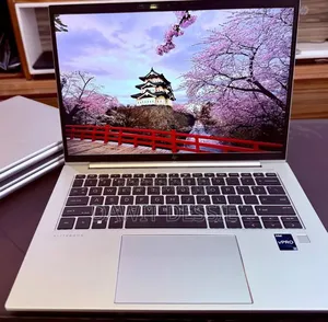 New Laptop HP EliteBook 840 G10 16GB Intel Core i7 SSD 512GB