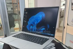 New Laptop HP EliteBook 840 10 16GB Intel Core i7 SSD 512GB