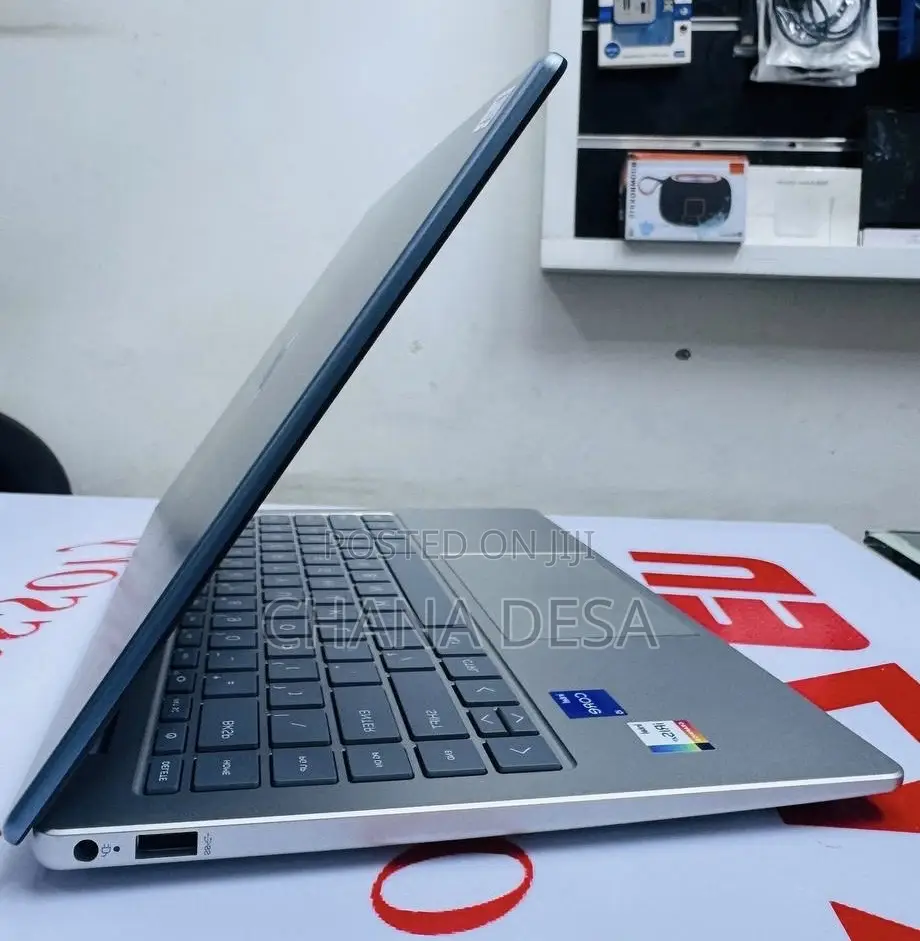 New Laptop HP 16GB Intel Core i5 SSD 512GB