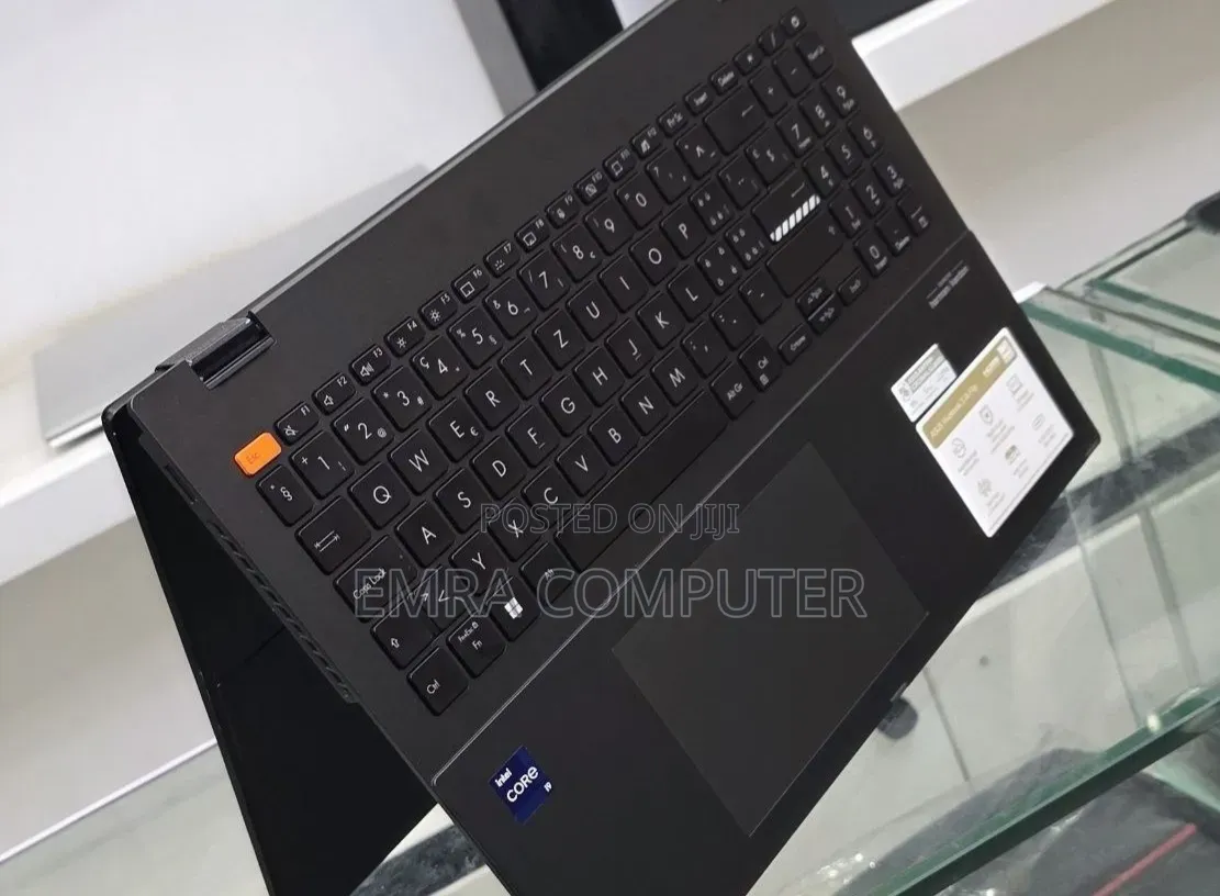 New Laptop Asus Vivobook 16 16GB Intel Core i9 SSD 1T