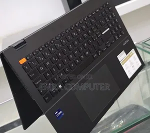 New Laptop Asus Vivobook 16 16GB Intel Core i9 SSD 1T