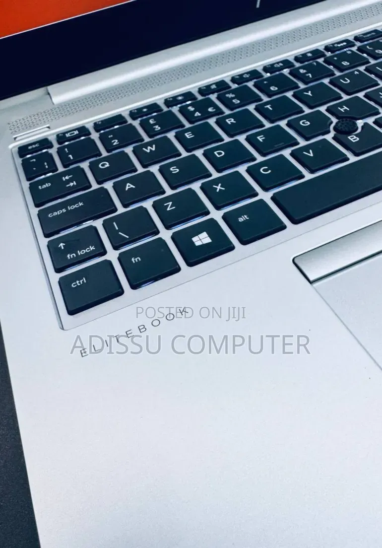 New Laptop HP EliteBook 840 G5 8GB Intel Core i7 SSD 512GB