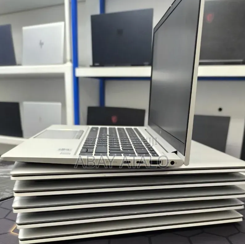 New Laptop HP EliteBook 840 G8 16GB Intel Core i5 SSD 512GB