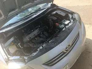 Toyota Corolla 2009 Silver