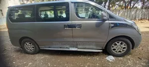 Hyundai Starex 2015 Silver