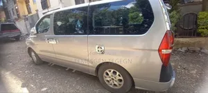 Hyundai Starex 2015 Silver