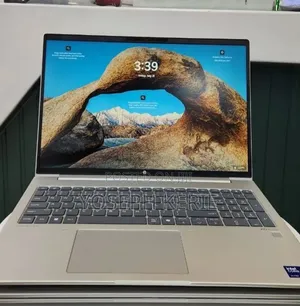 New Laptop HP ProBook 460 G11 16GB Intel Core Ultra 5 SSD 512GB