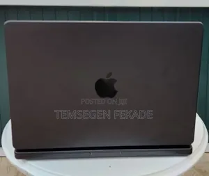 New Laptop Apple MacBook Pro 2023 M3 18GB Apple M3 Pro SSD 512GB