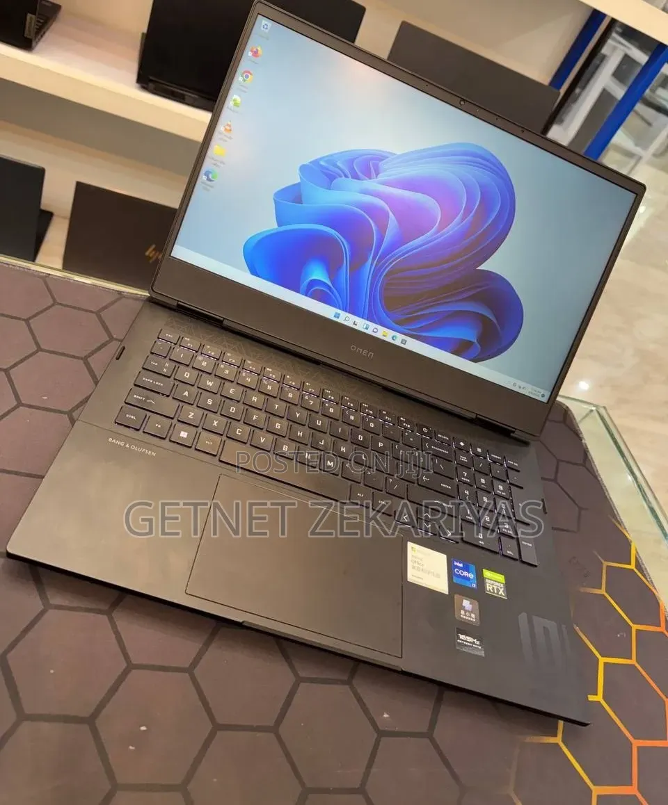 New Laptop HP Omen 16 16GB Intel Core i7 SSD 512GB