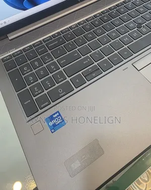 New Laptop HP ZBook 14 16GB Intel Core i7 SSD 512GB