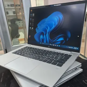 New Laptop HP EliteBook 840 G10 16GB Intel Core i7 SSD 512GB