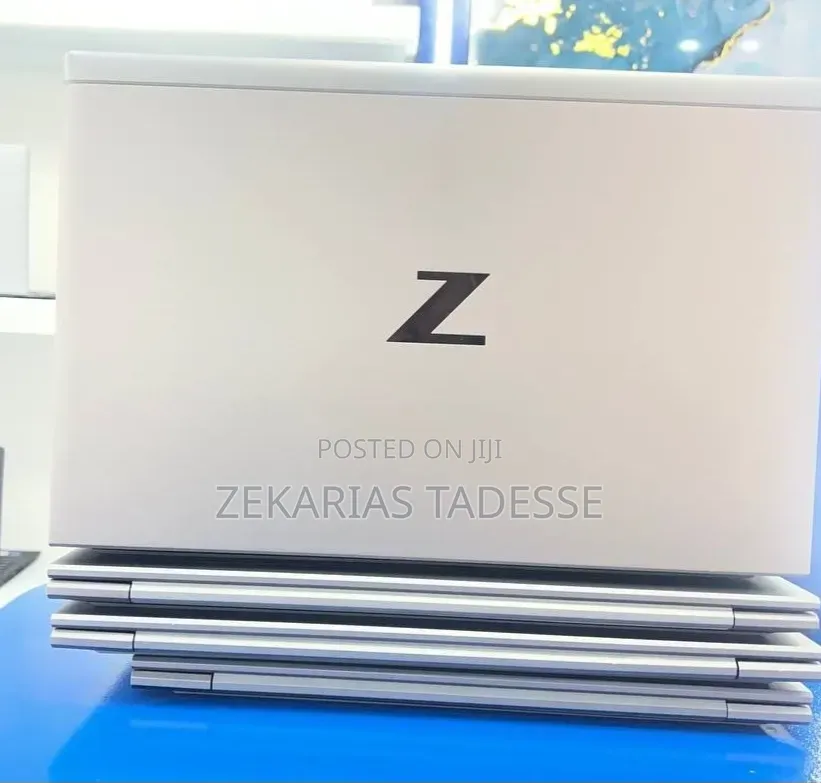 New Laptop HP ZBook Studio G8 16GB Intel Core i7 SSD 512GB