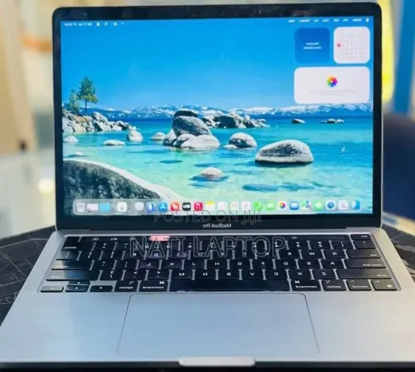 New Laptop Apple MacBook Pro 2022 M2 8GB Apple M2 SSD 512GB