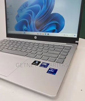 New Laptop HP Pavilion 15 16GB Intel Core Ultra 7 SSD 1T