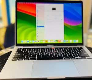 New Laptop Apple MacBook Pro 2021 M1 16GB Apple M1 Pro SSD 256GB