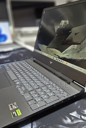 New Laptop HP Victus 15 16GB AMD Ryzen 7 SSD 512GB