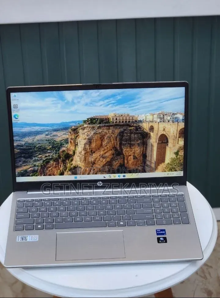 New Laptop HP Stream Notebook 16GB Intel Core i7 SSD 1T