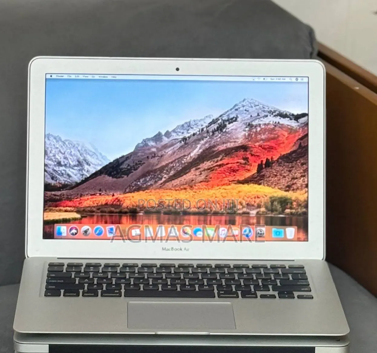 New Laptop Apple MacBook Air 2017 8GB Intel Core i5 SSD 512GB