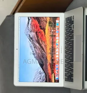 New Laptop Apple MacBook Air 2017 8GB Intel Core i5 SSD 512GB