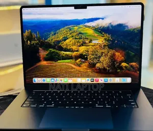 New Laptop Apple MacBook Air 2024 M3 8GB Apple M3 SSD 256GB