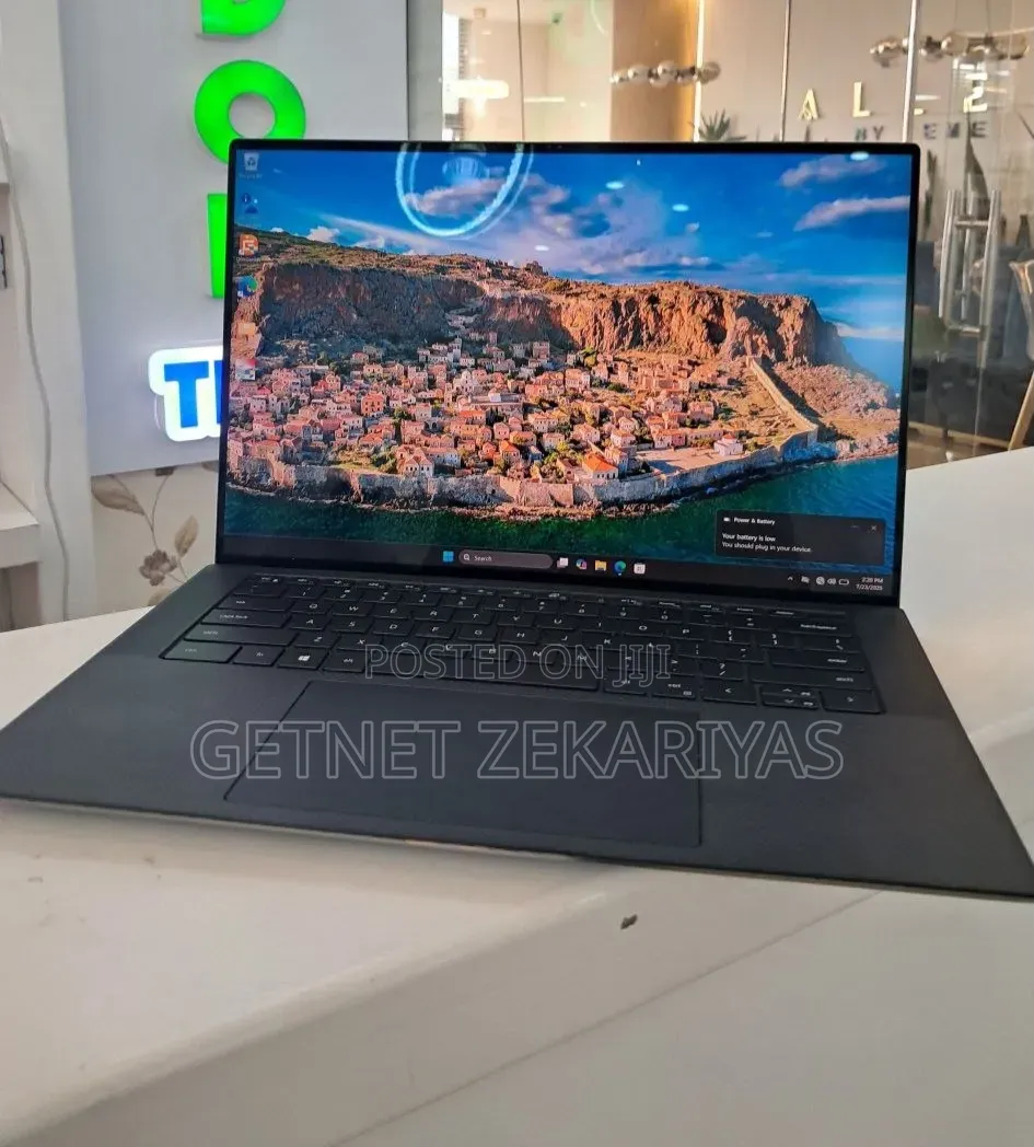 New Laptop Dell Precision 5560 16GB Intel Core i7 SSD 512GB