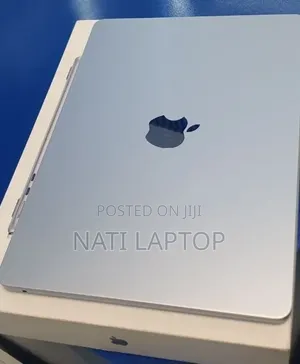 New Laptop Apple MacBook Air 2025 M4 16GB Apple M4 SSD 512GB