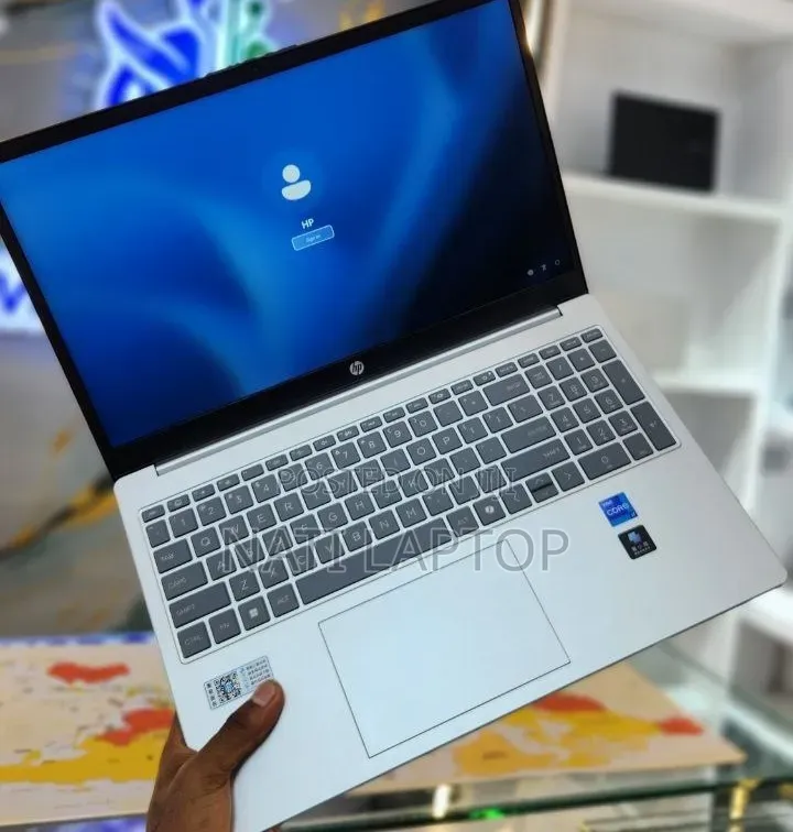 New Laptop HP Stream Notebook 16GB Intel Core i7 SSD 1T