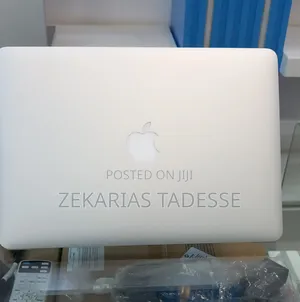 New Laptop Apple MacBook Air 2017 8GB Intel Core i5 SSD 128GB