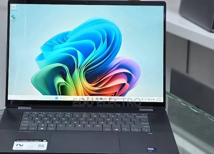 New Laptop HP OmniBook X Flip 16" 16GB Intel Core Ultra 7 SSD 1T